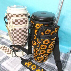 Z654-Tumbler Carrier with 2 Zip Pockets AND 40oz Tumbler-2 colors to choose from